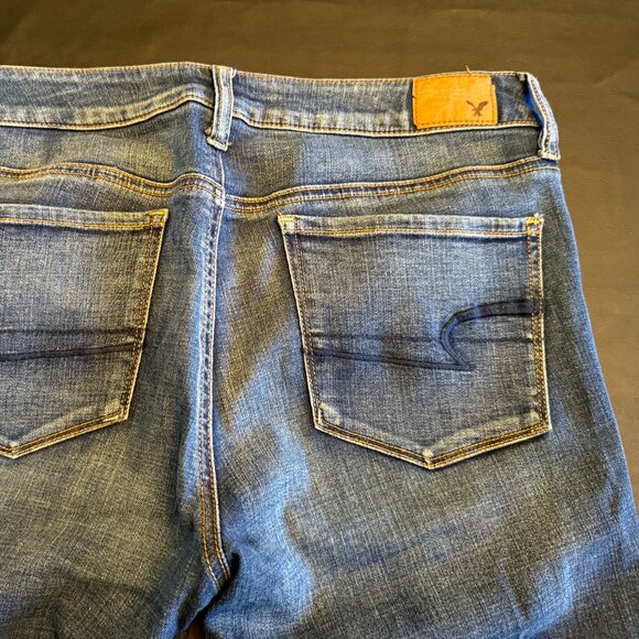 Women's American Eagle Skinny Jeans - Picture 7 of 8